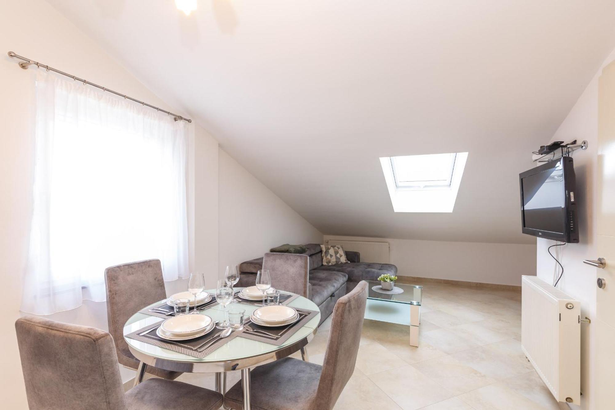 Apartmani Simi - The Wave Crikvenica Zewnętrze zdjęcie