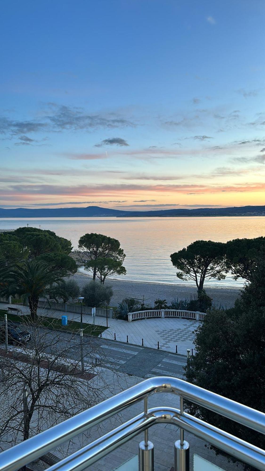 Apartmani Simi - The Wave Crikvenica Zewnętrze zdjęcie