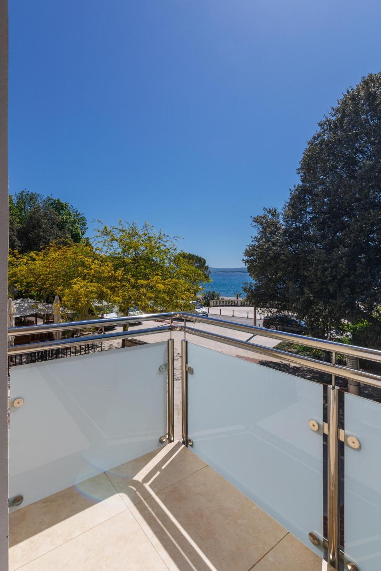 Apartmani Simi - The Wave Crikvenica Zewnętrze zdjęcie
