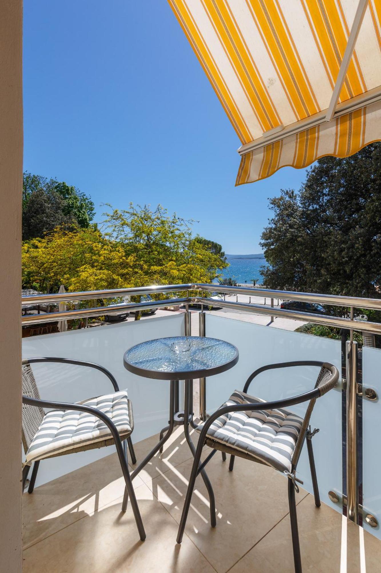 Apartmani Simi - The Wave Crikvenica Zewnętrze zdjęcie